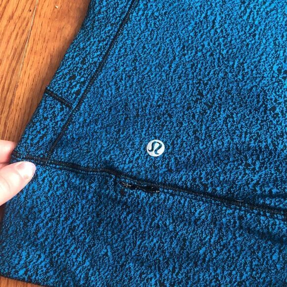 LULULEMON zip up hoodie - Picture 5 of 8